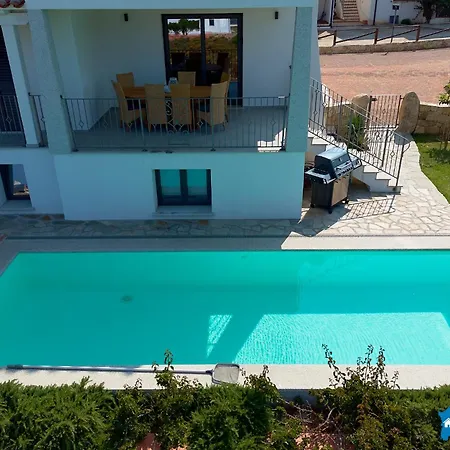 Villa Con Piscina Vista Mare 12 Posti Letto By Budoni Affitti San Lorenzo (Budoni)